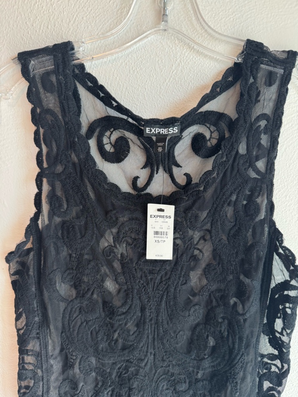 NWT Express Black Sleeveless Lace Overlay Tank Top - Picture 3 of 7